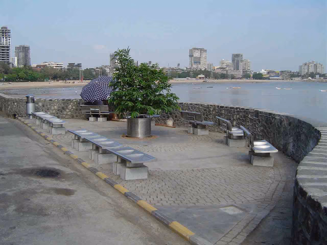 Urban Street Furniture, Walkeshwar Promenade