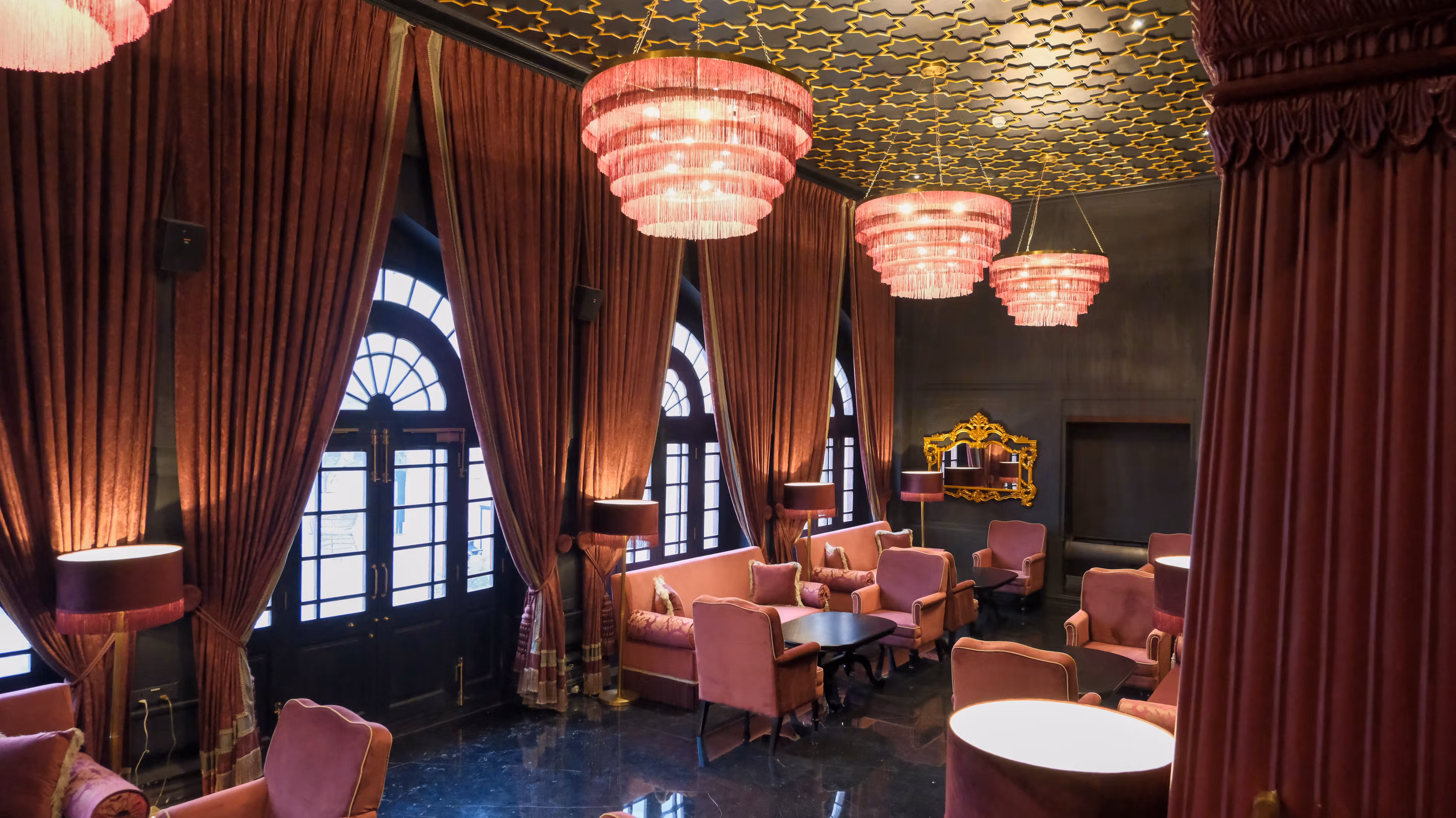 Ran Baas: The Palace