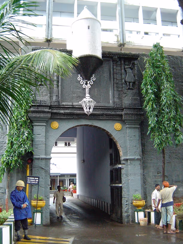 Heritage Manual for Naval Heritage Complex