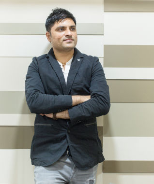 Mukesh Ram CEO of Acquaint Softtech.