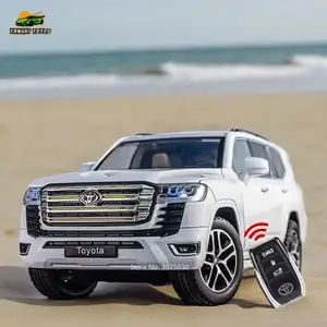 124 Toyota Land Cruiser 300 LC300 GXR + KEY Koleksi Diecast Miniatur Pajangan Mobil Sport SUV Kunci