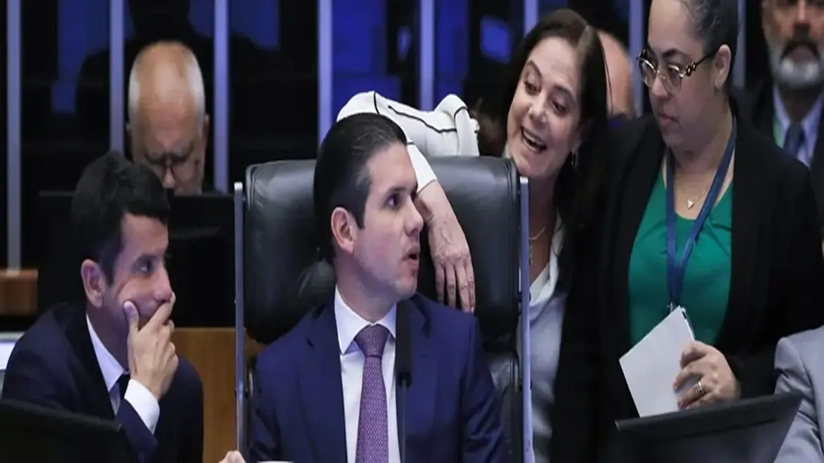 Até R$ 5 mil sem IR? Câmara aprova urgência