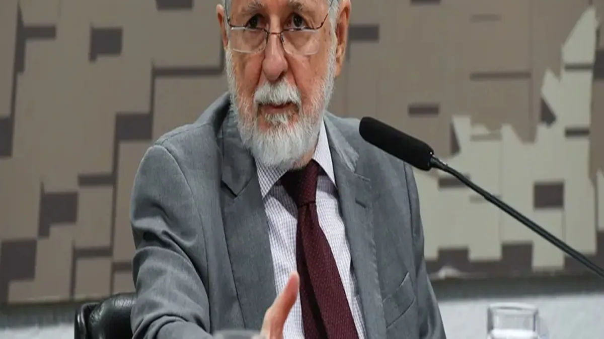 Brasil analisa formas de interromper laços militares com Israel