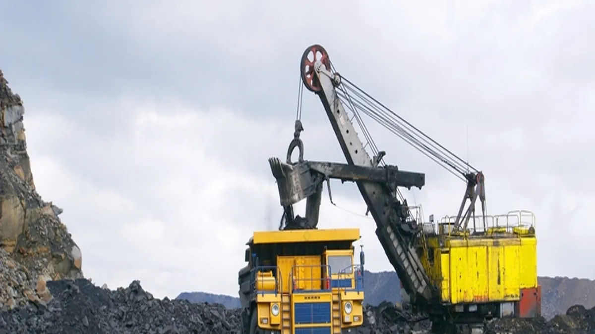 Empresa de mineração deve registrar jornada dos funcionários com formação superior