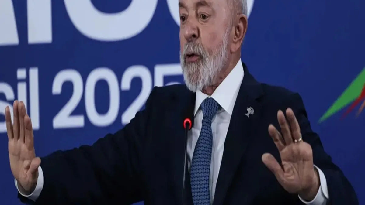 Lula afirma que Brics continuará buscando opções ao domínio do dólar