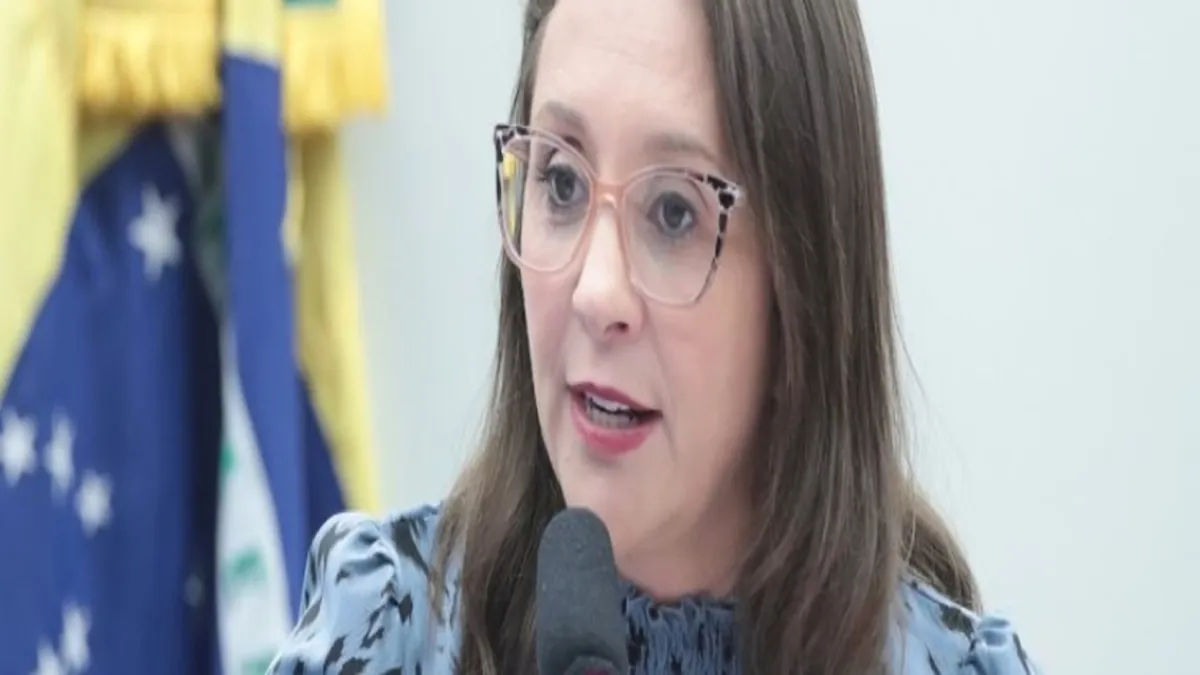 Nova proposta visa combater o bloqueio de apps de mensagens!