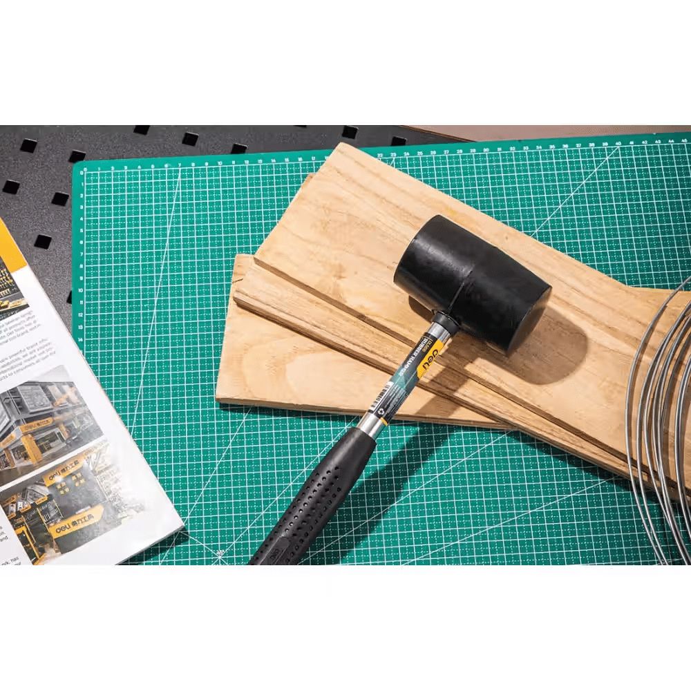 Deli -– 450g Rubber Hammer with Steel & Rubber Handle - View 5