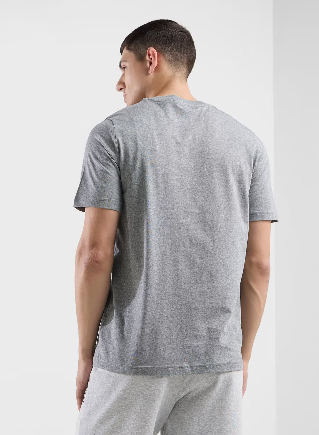 Essential Small Logo T-Shirt - View 3