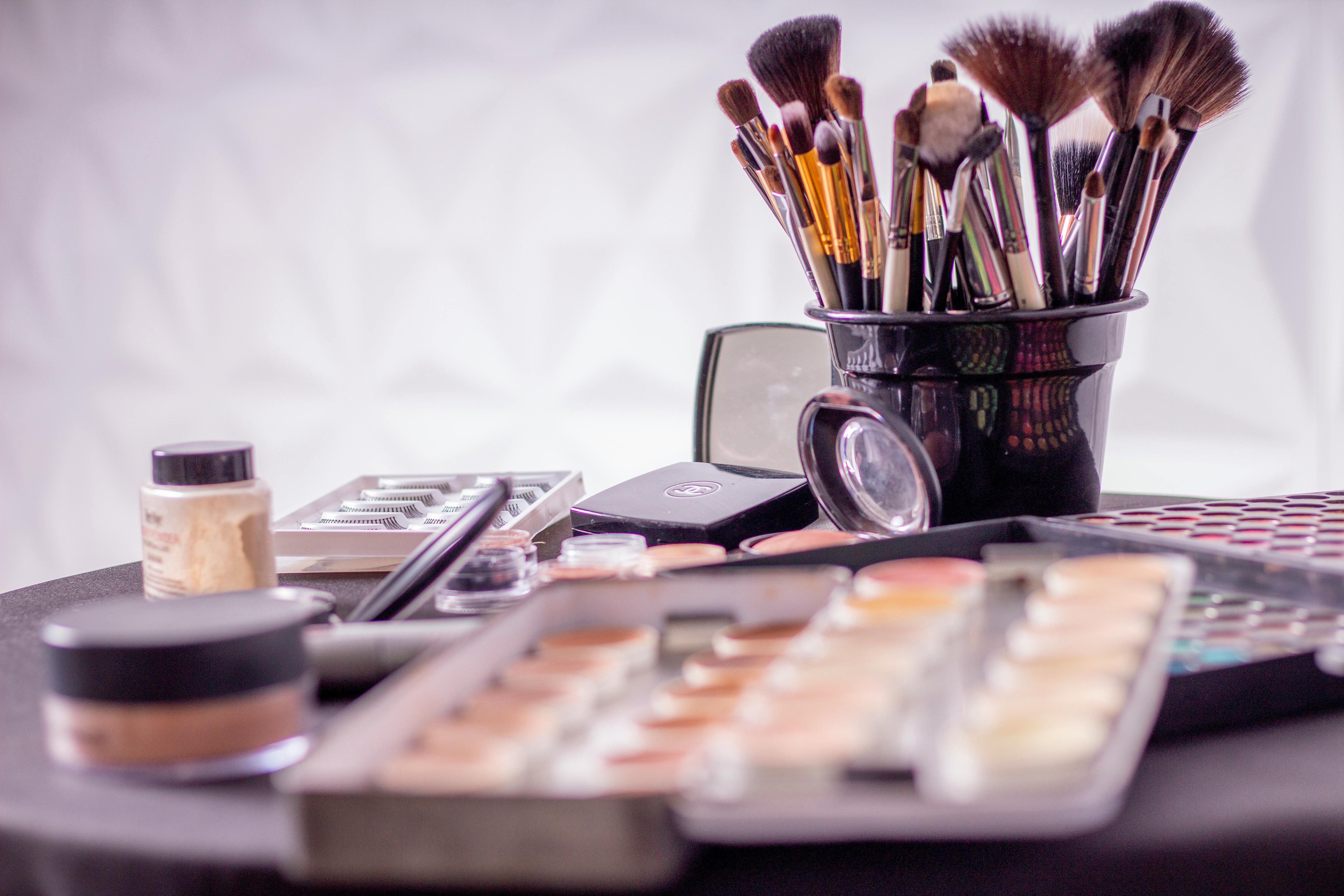 How to Apply Tubing Mascara for Maximum Lift — makeup routine and self-care tips