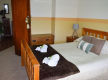 CAFE & ACCOMMODATION - NORTHERN TABLELANDS