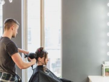 HAIR SALON WITH LOW SELLING PRICE, LISTING ID:2207001