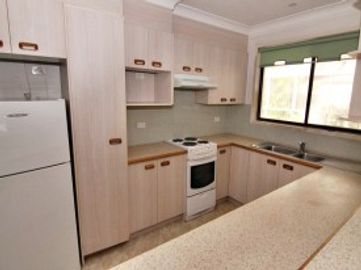 PROPERTY FOR SALE -GOLD COAST-SPANISH STYLE BUNGALOW,RIVERSIDE ENCLAVE LOCATION. CORNER ALLOTMENT 660M2