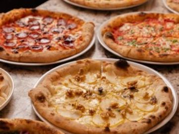 6 NIGHT LICENCED PIZZERIA TRADES 5-10pm NEAR CITY SUB $99,500 + SAV