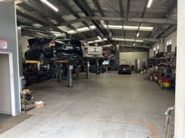 Renowned Automotive Service and Repair Business for Sale–Busy Bayswater, VIC Location–Strong Turnover: $320,000–Vehicle & Equipment Included–Growth Prospects–Asking Price: $140,000
