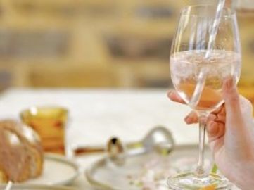 Barossa Valley Restaurant T.O. $2.5m+ P.A. Undermanagement Only Trading 7 lunches