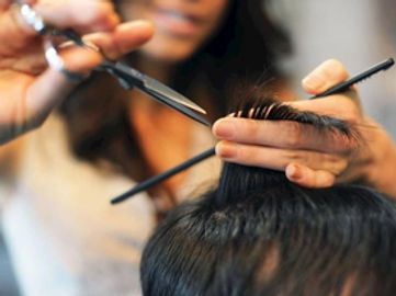 HAIR SALON $129,000 (14970)