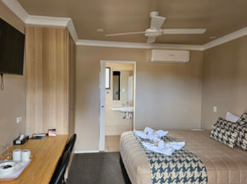 RENOVATED COUNTRY MOTEL FOR SALE - CENTRAL WEST