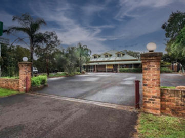 Freehold Hotel for Sale - Ploughmans Rest Hotel, Wongarbon (approx. 18km from Dubbo)