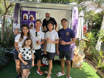 35518 Incredible Mobile Acai Food Truck Opportunity 