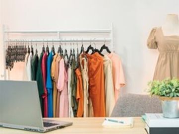 Established Fashion Brand Manufacturer & Wholesaler  5833