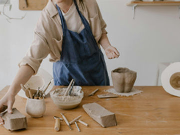 Profitable Arts & Crafts E-Commerce Brand  $53K+ Net Profit | Optional Studio Space