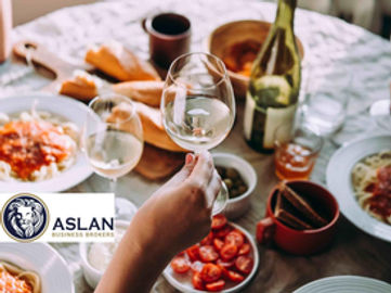 RESTAURANT/BAR BUSINESS FOR SALE