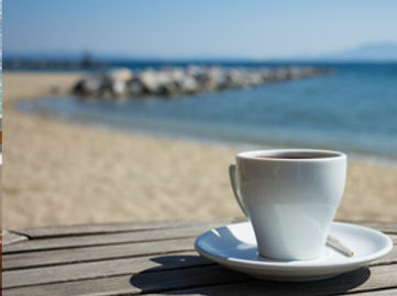 Cafe and Retail Space - Your Seaside Lifestyle Business Awaits Central Coast