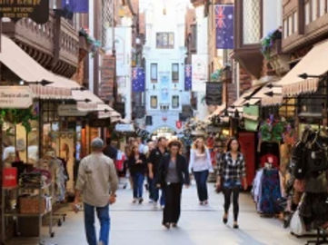 London Court Icon – 30+ Years Trading Retail