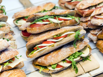 CAFÉ FOR SALE – HIGH‑EXPOSURE ALPHINGTON LOCATION