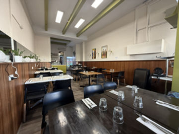 Turnkey Restaurant, Prime Clarendon Street Location, South Melbourne | ID: 1436