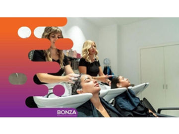 36848 Modern Hair Salon in High Traffic Location