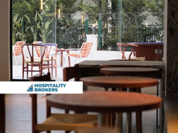 High-Volume Newtown Cafe | $198K+ Owner-Operator | Low Rent