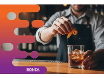 37040 Award Winning Cocktail Bar Under Management