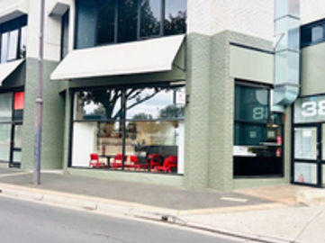 Fully Fitted Modern Pizzeria with Premium Fit-Out