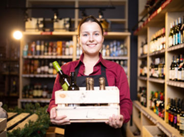 Easy to Operate Bottle Shop and Bar near Wantirna - Ref: 12565