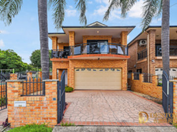 Double Brick Beautiful home to live in or Investment 9 beds 9 baths (8 En-suit)  !!! Price Reduce !!!