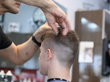WELL ESTABLISHED PREMIUM BARBERSHOP - PERTH METRO