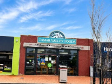 No Ingoing Opportunity Cafe Bakery Do Your Own Business Rent $350+gst+og weekly New Lease