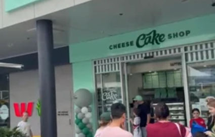 Profitable Burleigh Heads store for sale Cake? It's your turn for The Cheesecake Shop