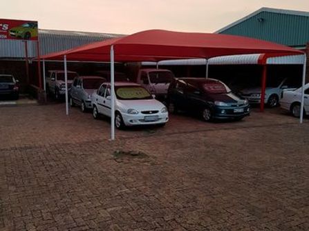 Motordealership / Vehicle Stand / Car Stand for Sale