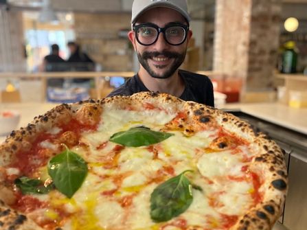 WESTERN SUBURBS PIZZERIA