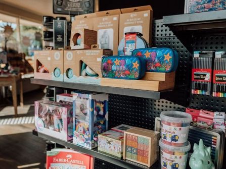 Tassie Toners, Lotto & Giftware Beautiful Country Town