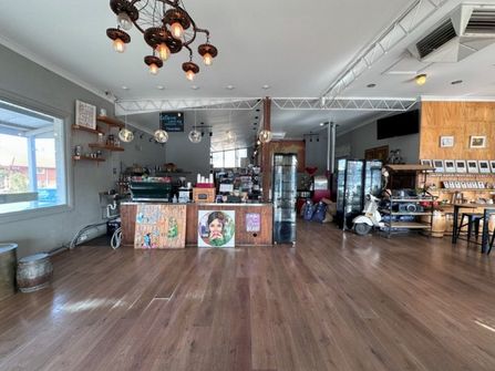 ** UNDER OFFER ** CAFÉ COFFEE SHOP OPPORTUNITY HENLEY BEACH RENT $585PW $149,000 + GST
