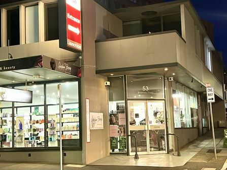 Iconic Profitable 5 Day Working Hair Salon Offered First Time Over 50 Years Netting $155K+ Profit