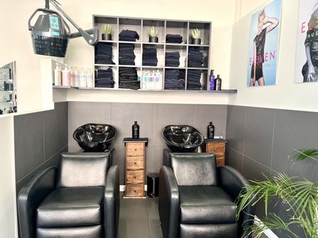 Iconic Profitable 5 Day Working Hair Salon Offered First Time Over 50 Years Netting $155K+ Profit