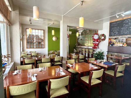 Popular Profitable Fully Licensed Vietnamese Restaurant Trading Weekly 24 Hrs t/o $370K++