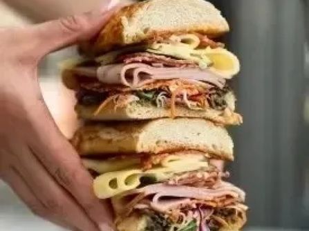 Popular Durk’s Cafe + Eatery Franchise For Sale  – Easy Operations – Full Training and Support – Low Investment