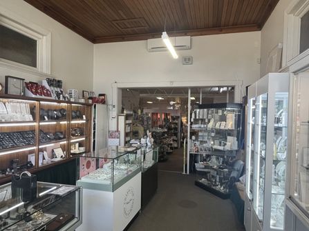 Established Jewellery & Gift Store – 52 Years of Success | Scottsdale, Tasmania oo$49K+sav