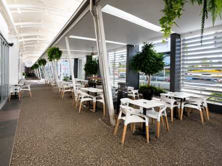Thriving Licensed Cafe/Coffee for Sale–Mermaid Waters, Gold Coast Location–Annual Turnover: $981,443–Premium Fit-Out–Full Liquor Licence–Secure Lease–Strong Foot Traffic–High Growth Potential –Asking Price:Offers Over $399,000