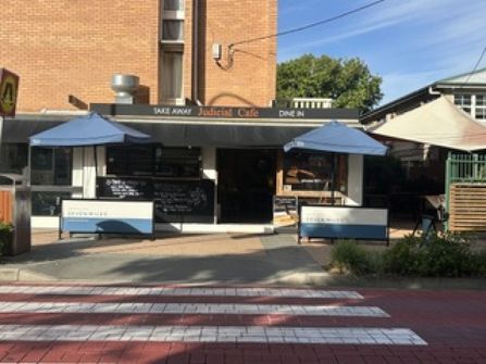Long-Established Cafe for Sale – Busy Southport, QLD –Annual Turnover $221,587 – High Foot Traffic – Loyal Customer Base – Long-Term Catering Contracts – Fully-Equipped – Growth Prospects – Asking Price: $190,000
